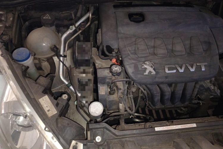 Used Peugeot 408 2013 2.0L Automatic Comfort Edition Engine Bay Right