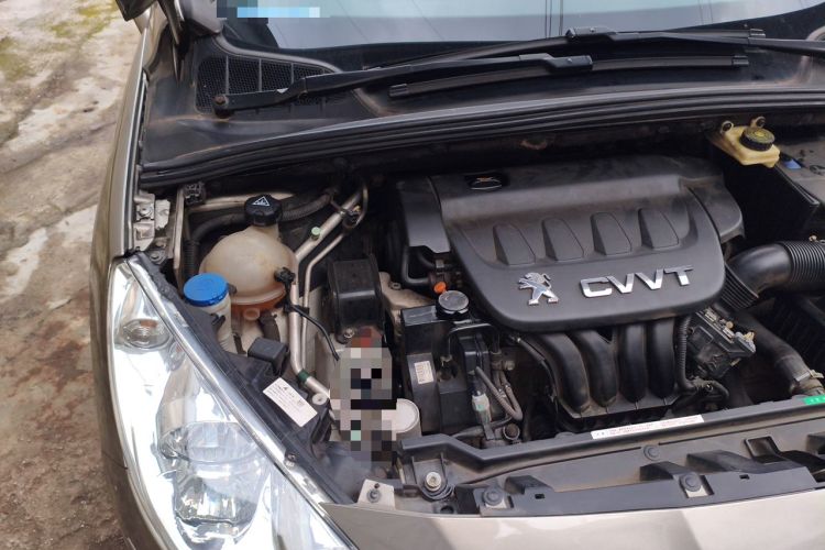 Used Peugeot 408 2013 2.0L Automatic Comfort Edition Engine Bay Right