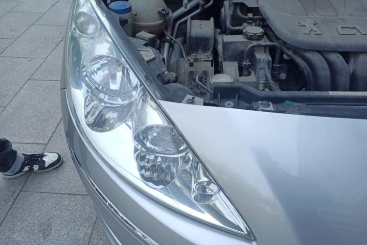 Used Peugeot 408 2013 2.0L Automatic Comfort Edition Engine Bay Right