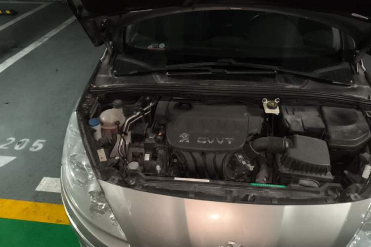 Used Peugeot 408 2013 2.0L Automatic Luxury Edition Engine Bay Right