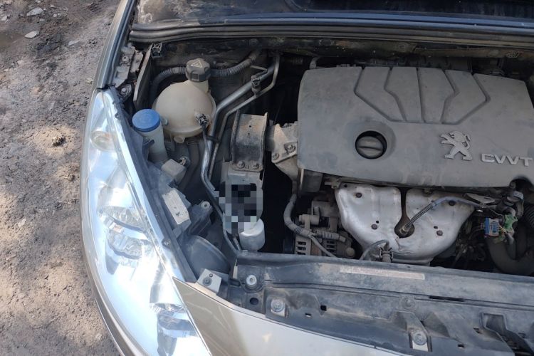 Used Peugeot 408 2013 1.6L Automatic Comfort Edition Engine Bay Right