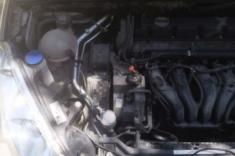 Used Peugeot 408 2013 2.0L Automatic Comfort Edition Engine Bay Right