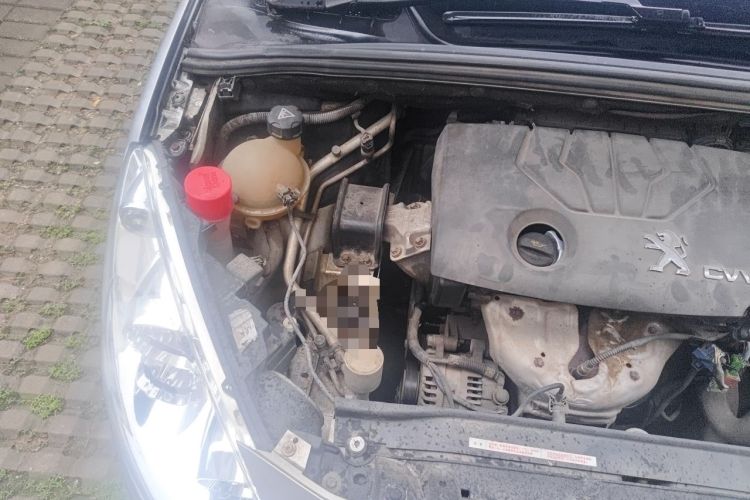 Used Peugeot 408 2013 1.6L Automatic Comfort Edition Engine Bay Right