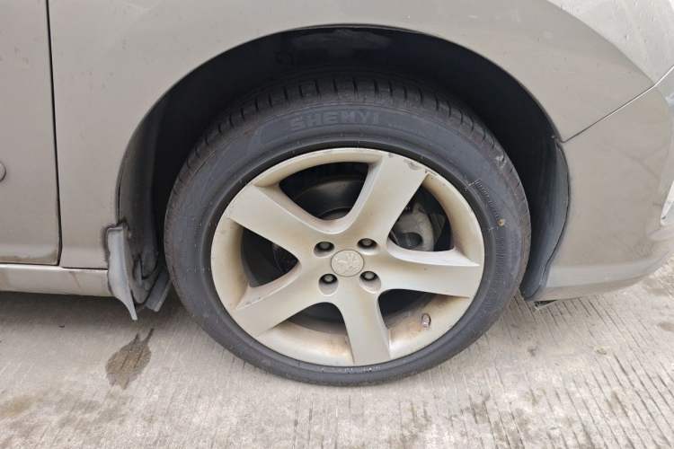 Used Peugeot 408 2013 2.0L Automatic Comfort Edition Exterior 1
