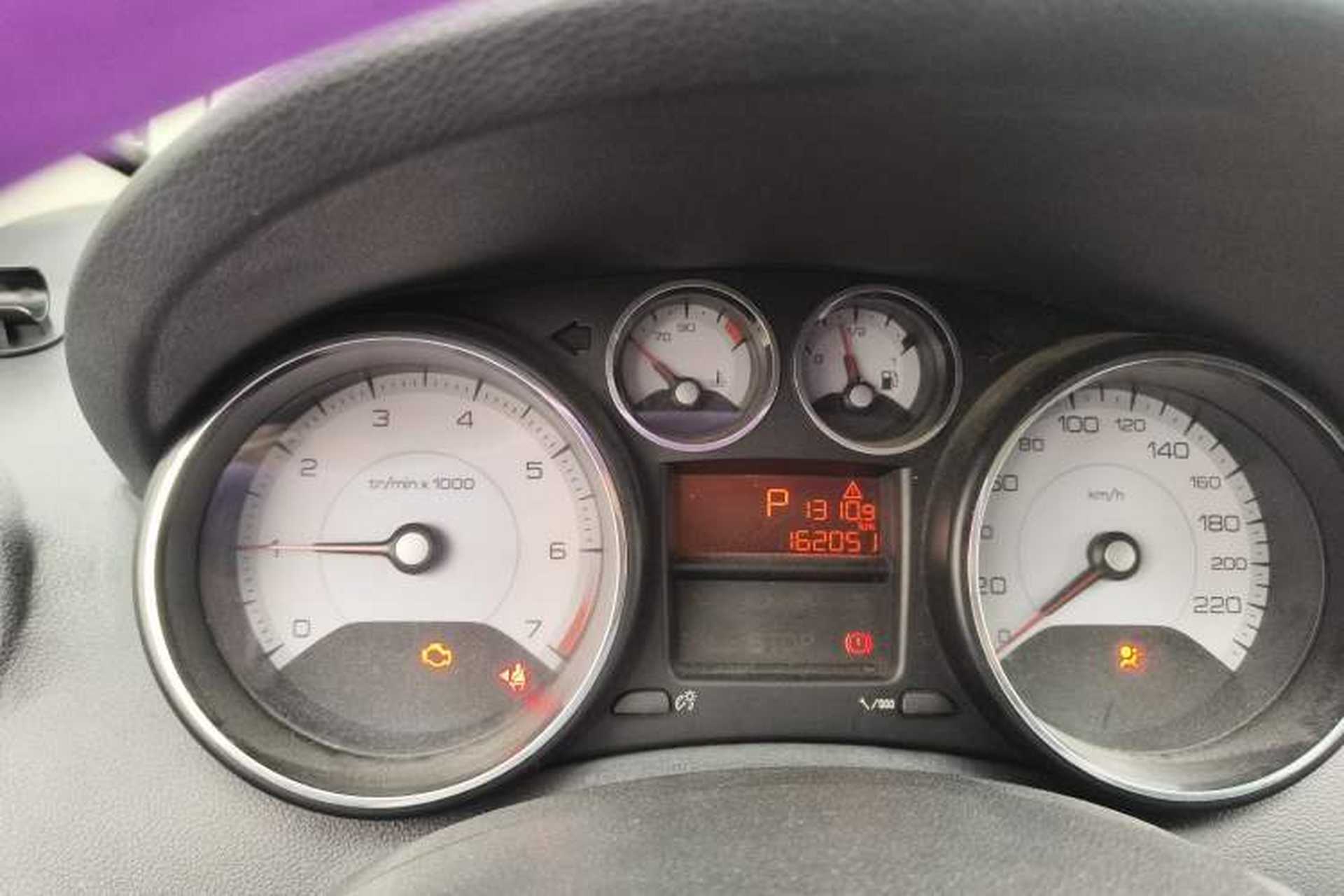 Used Peugeot 408 2013 2.0L Automatic Comfort Edition Instrument Cluster
