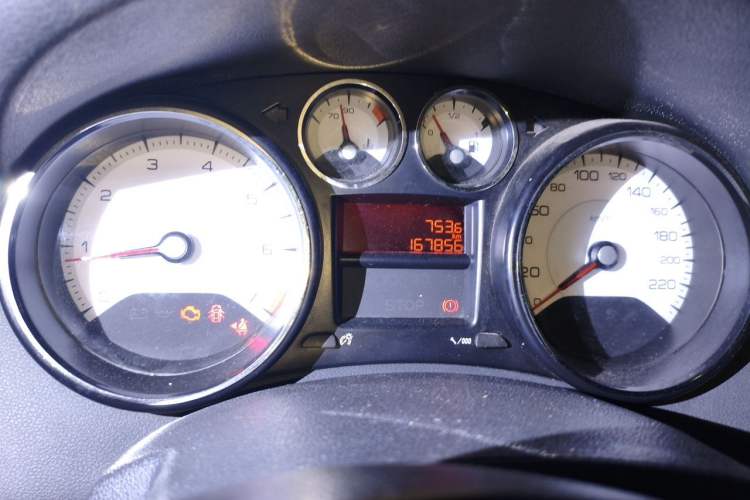 Used Peugeot 408 2013 1.6L Manual Comfort Edition Instrument Cluster