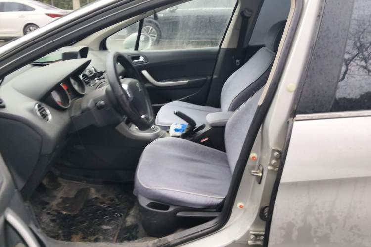 Used Peugeot 408 2013 2.0L Automatic Comfort Edition Left Front Seat