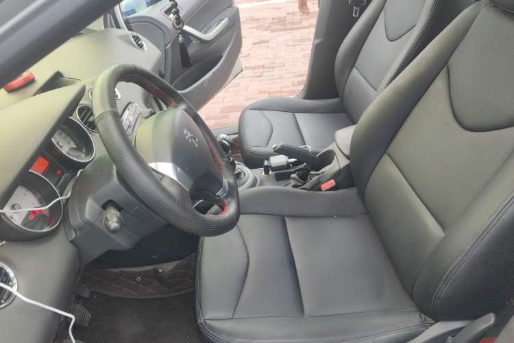 Used Peugeot 408 2013 1.6L Manual Comfort Edition CNG Left Front Seat