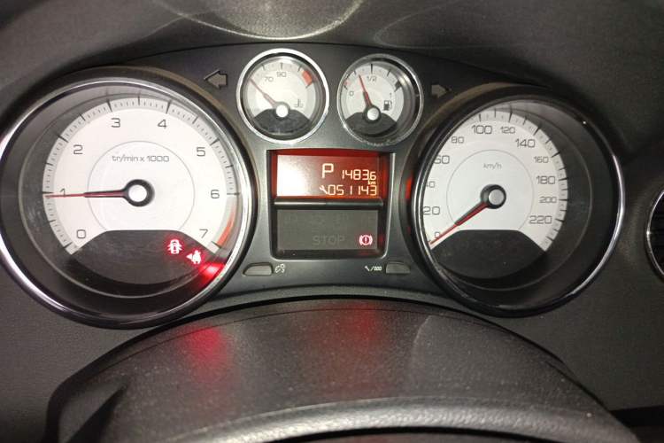 Used Peugeot 408 2013 2.0L Automatic Comfort Edition Odometer Close Up