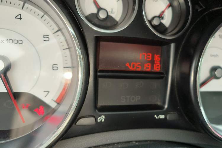 Used Peugeot 408 2013 2.0L Manual Comfort Edition Odometer Close Up
