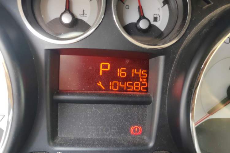 Used Peugeot 408 2013 2.0L Automatic Comfort Edition Odometer Close Up