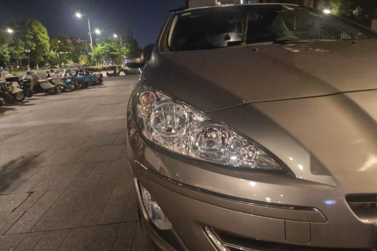 Used Peugeot 408 2013 2.0L Automatic Comfort Edition Right Front Headlight
