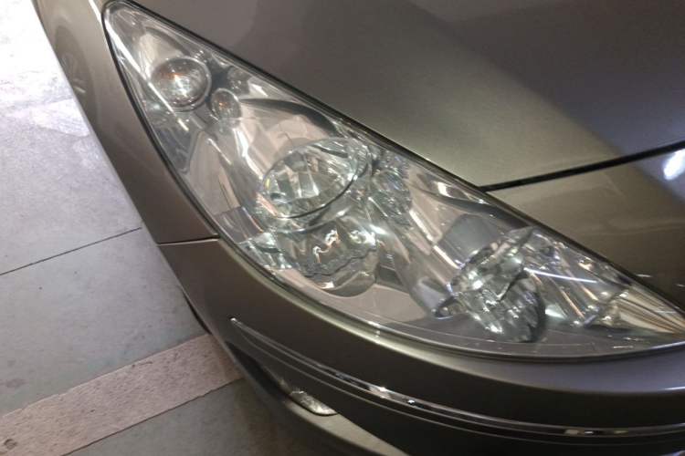 Used Peugeot 408 2013 2.0L Automatic Comfort Edition Right Front Headlight