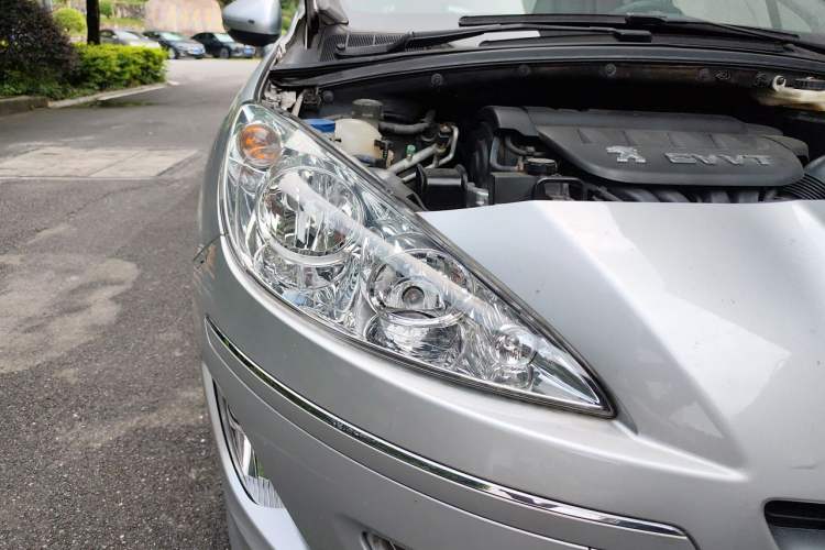 Used Peugeot 408 2013 2.0L Automatic Comfort Edition Right Front Headlight