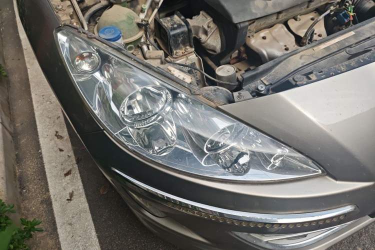 Used Peugeot 408 2013 1.6L Manual Comfort Edition Right Front Headlight