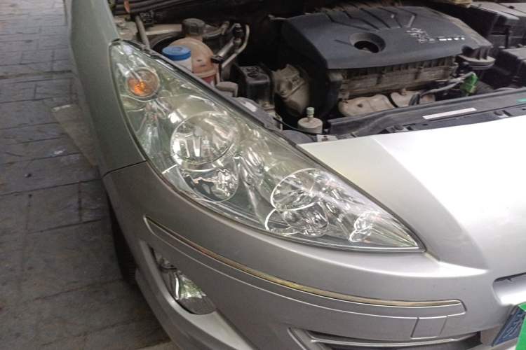 Used Peugeot 408 2013 1.6L Automatic Comfort Edition Right Front Headlight