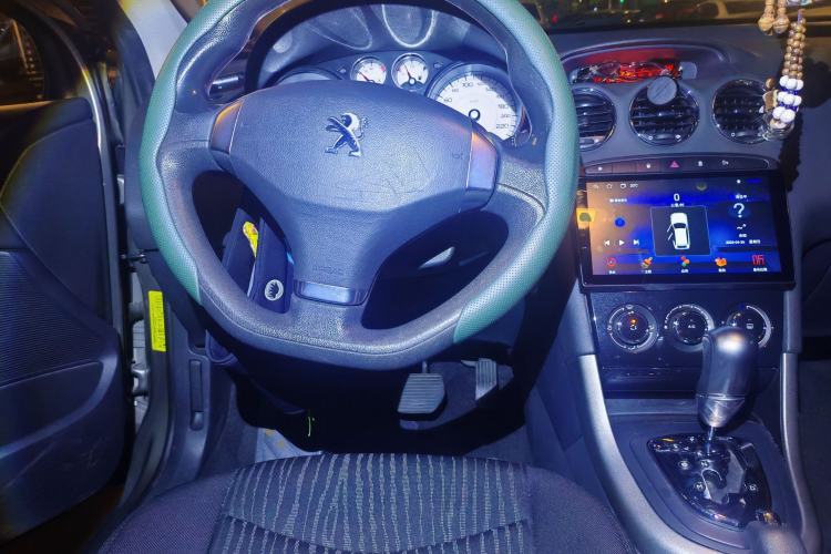 Used Peugeot 408 2013 2.0L Automatic Comfort Edition Steering Wheel