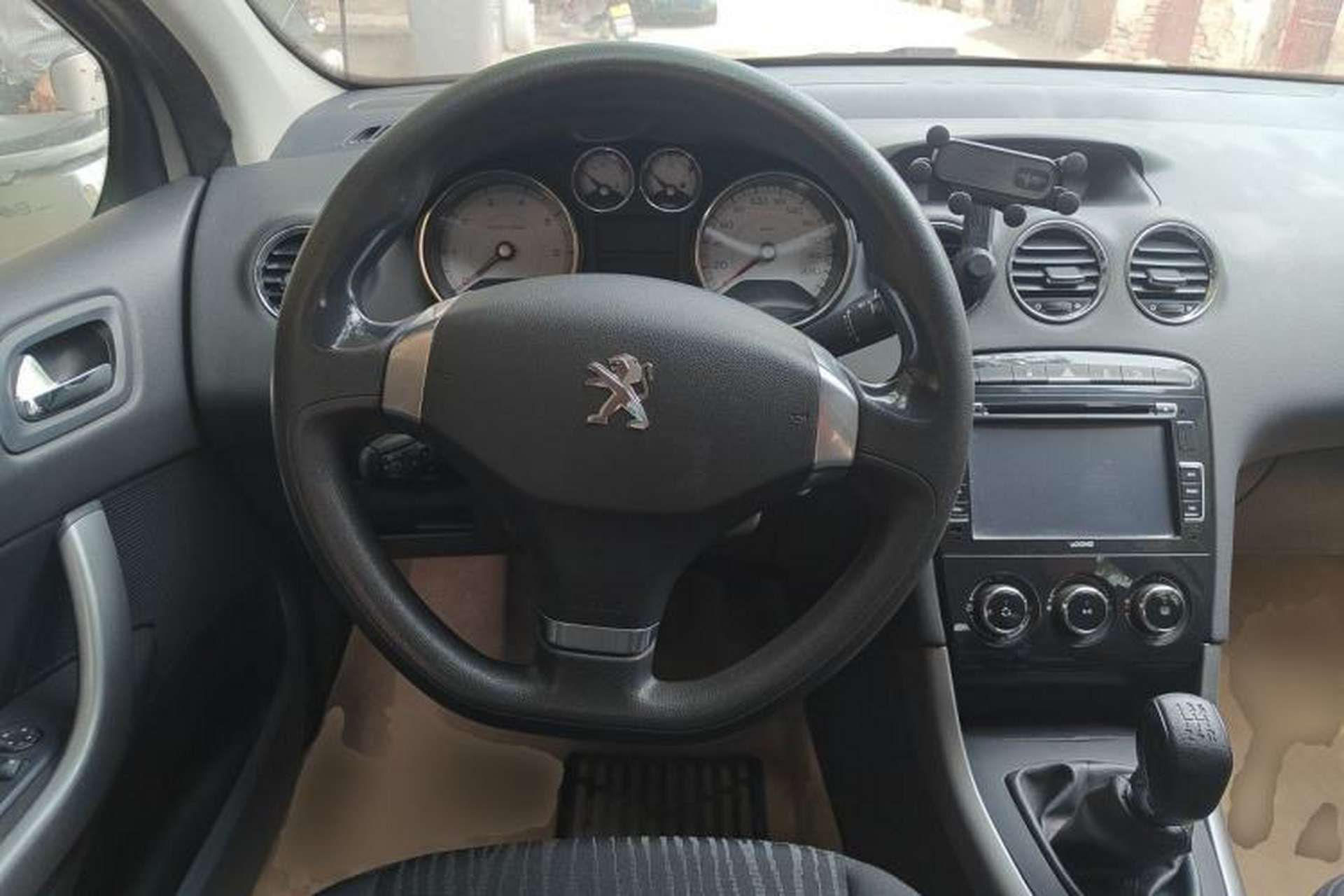 Used Peugeot 408 2013 1.6L Manual Comfort Edition Steering Wheel