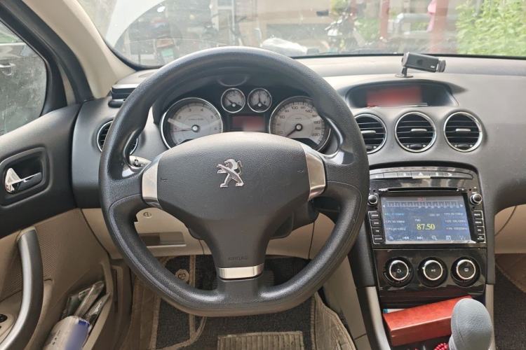 Used Peugeot 408 2013 1.6L Manual Comfort Edition Steering Wheel