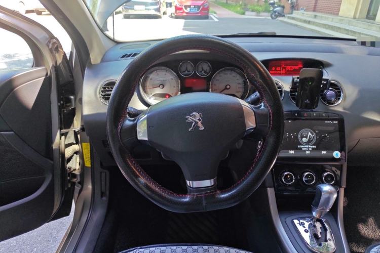 Used Peugeot 408 2013 2.0L Automatic Comfort Edition Steering Wheel
