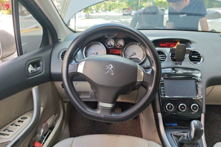 Used Peugeot 408 2013 2.0L Manual Comfort Edition Steering Wheel