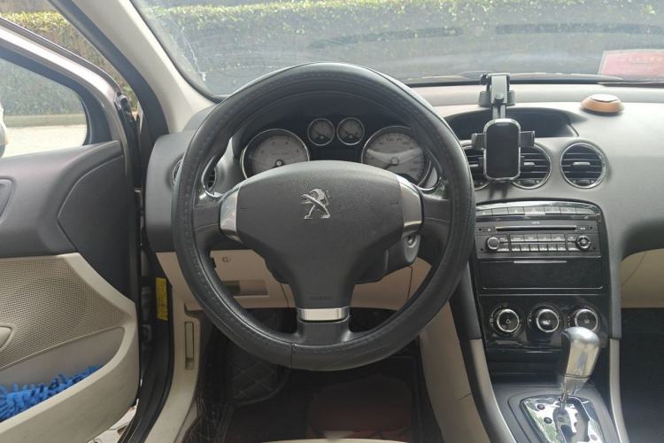 Used Peugeot 408 2013 2.0L Automatic Comfort Edition Steering Wheel