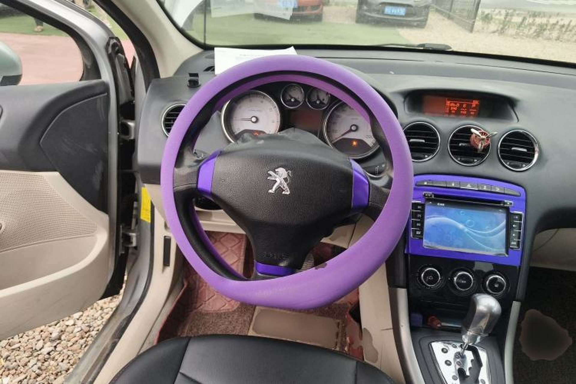 Used Peugeot 408 2013 2.0L Automatic Comfort Edition Steering Wheel