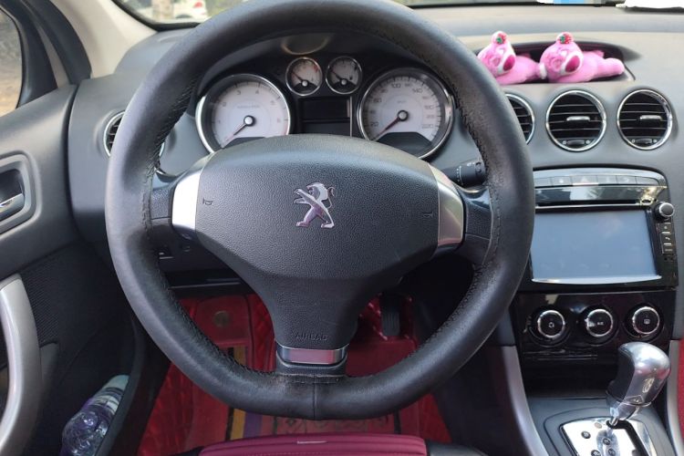 Used Peugeot 408 2013 1.6L Automatic Comfort Edition Steering Wheel