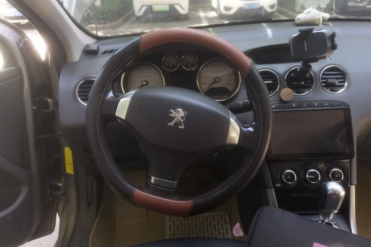 Used Peugeot 408 2013 2.0L Automatic Comfort Edition Steering Wheel