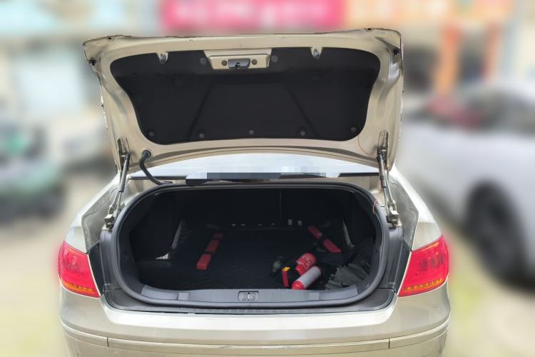 Used Peugeot 408 2013 2.0L Manual Comfort Edition Trunk