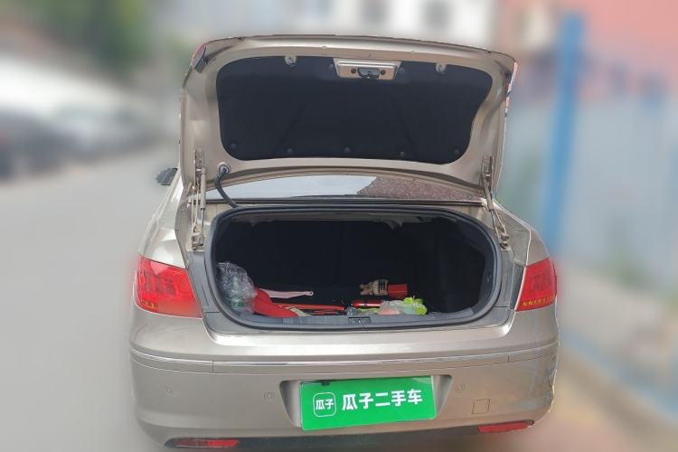 Used Peugeot 408 2013 1.6L Manual Comfort Edition Trunk