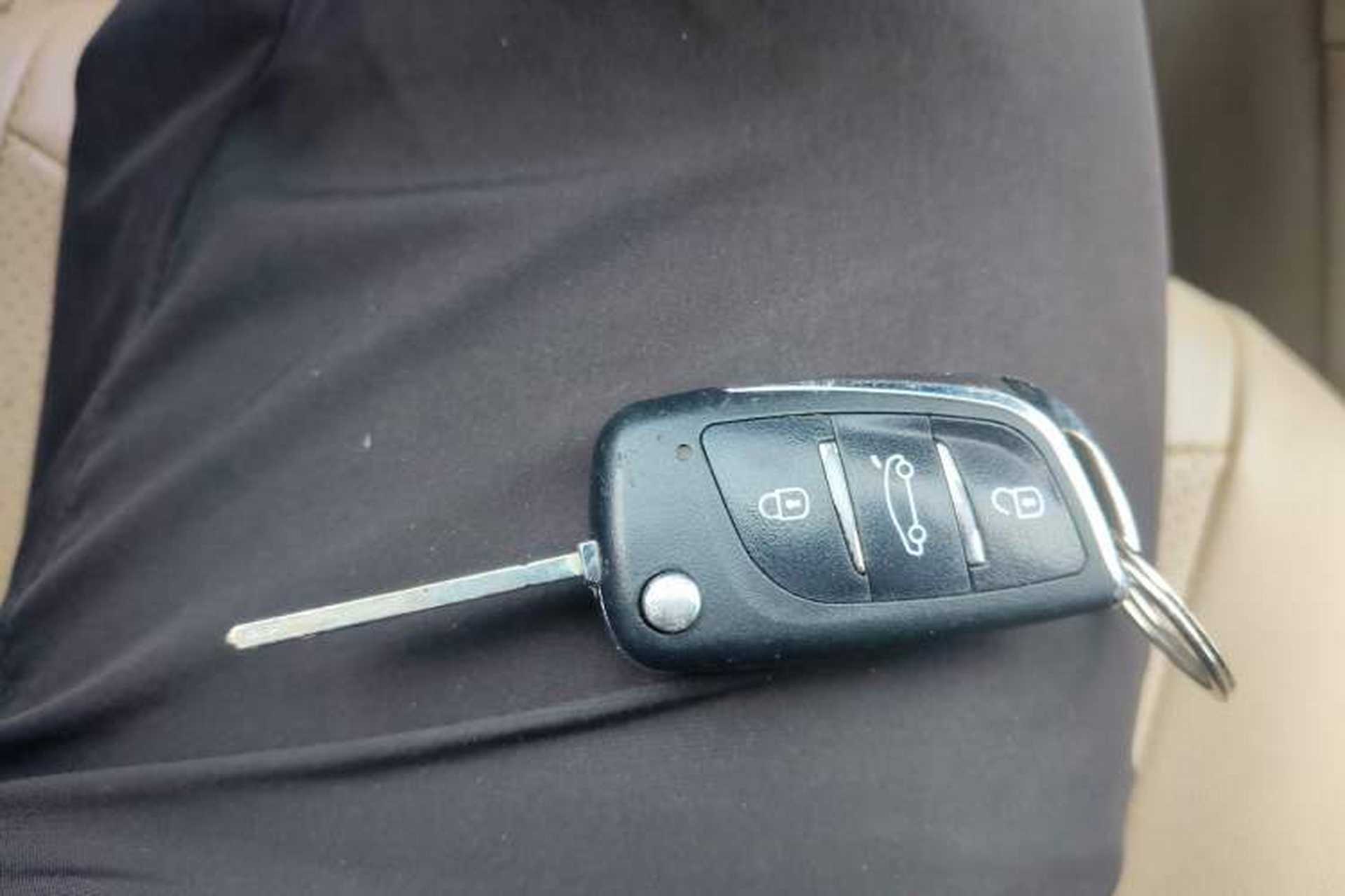 Used Peugeot 408 2013 2.0L Automatic Comfort Edition Vehicle Key