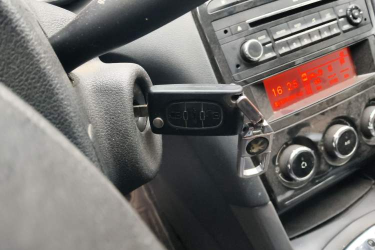 Used Peugeot 408 2013 2.0L Automatic Comfort Edition Vehicle Key