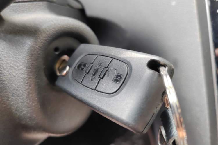 Used Peugeot 408 2013 2.0L Automatic Comfort Edition Vehicle Key