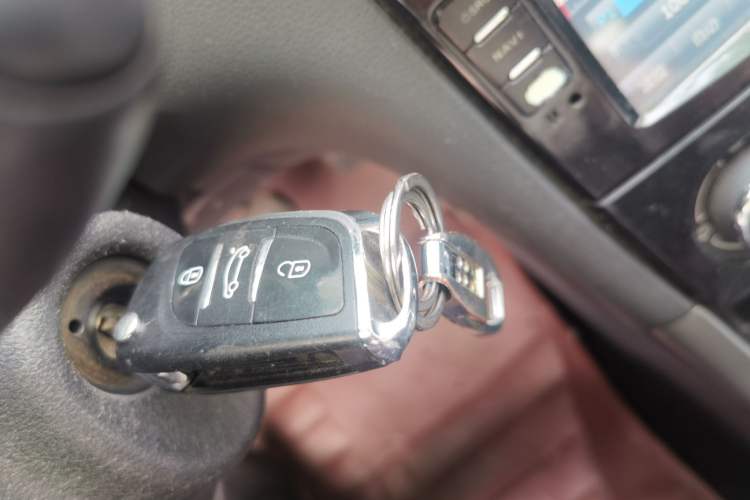 Used Peugeot 408 2013 2.0L Automatic Comfort Edition Vehicle Key