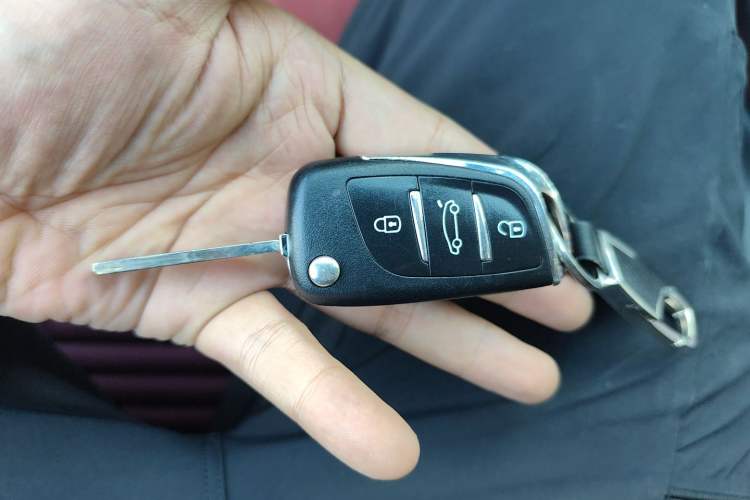 Used Peugeot 408 2013 1.6L Automatic Comfort Edition Vehicle Key