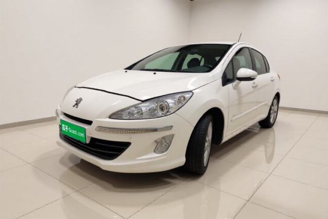 Peugeot 408 2013 2.0L Automatic Comfort Edition مستعملة