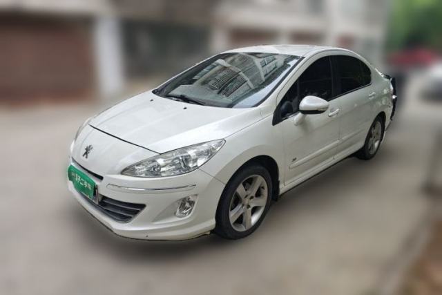 Ojetý Peugeot 408 2013 2.0L Manual Comfort Edition
