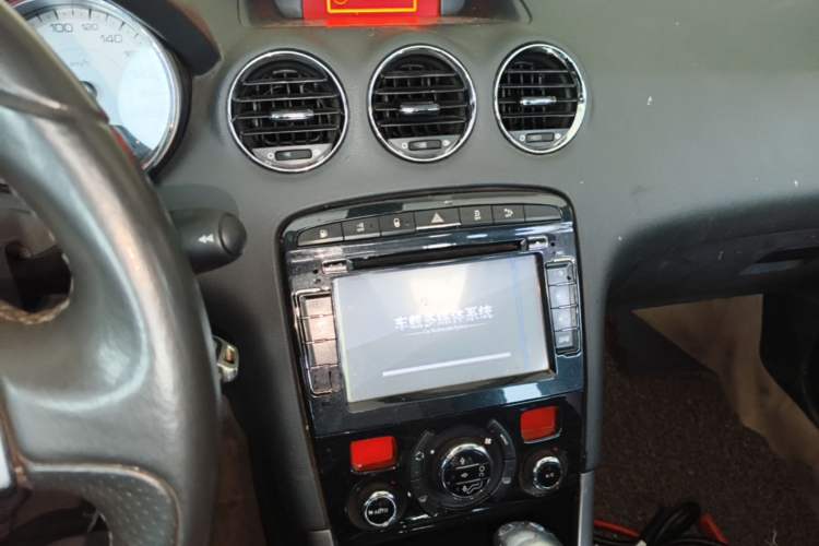 Used Peugeot 408 2013 2.0L Automatic Luxury Edition Audio And AC Panel