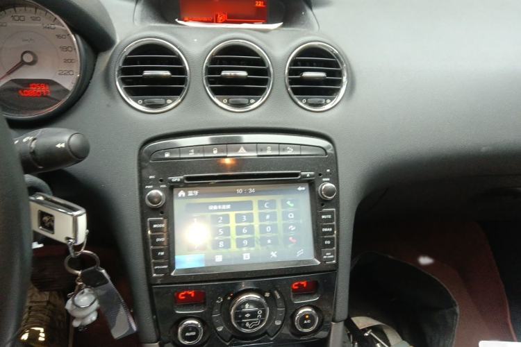 Used Peugeot 408 2013 2.0L Automatic Luxury Edition Audio And AC Panel