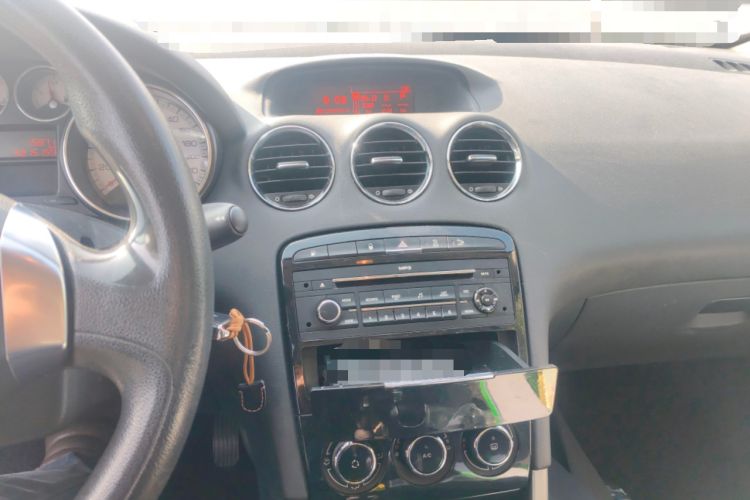 Used Peugeot 408 2013 2.0L Manual Comfort Edition Audio And AC Panel