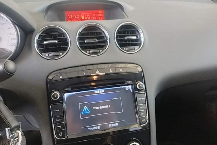 Used Peugeot 408 2013 2.0L Manual Comfort Edition Audio And AC Panel