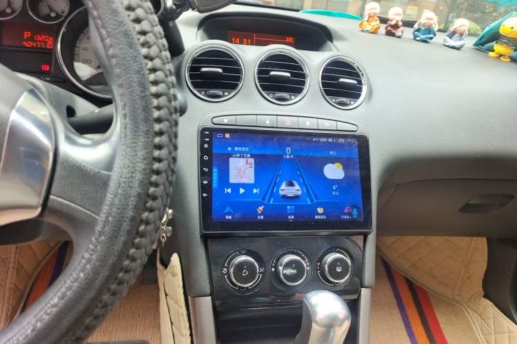 Used Peugeot 408 2013 2.0L Automatic Comfort Edition Audio And AC Panel