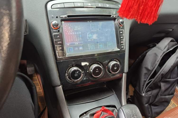 Used Peugeot 408 2013 1.6L Automatic Comfort Edition Audio And AC Panel