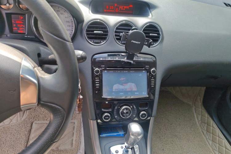 Used Peugeot 408 2013 2.0L Automatic Luxury Edition Audio And AC Panel