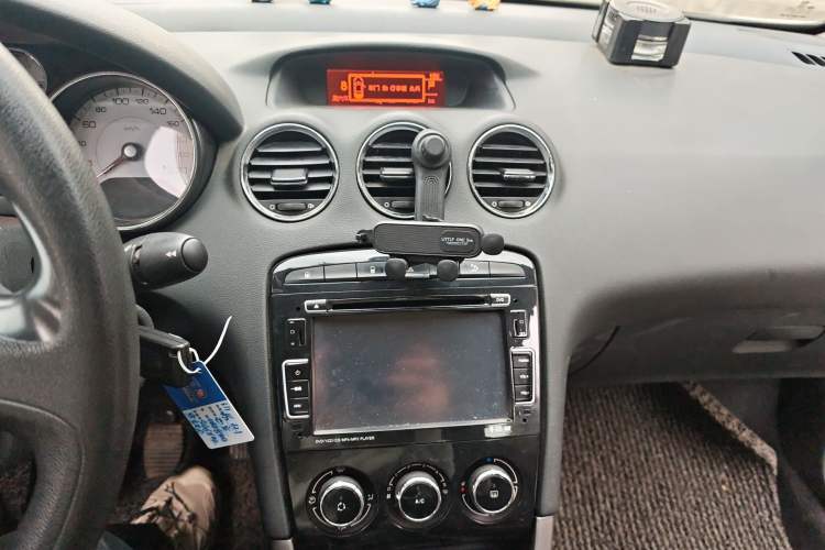 Used Peugeot 408 2013 1.6L Manual Comfort Edition Audio And AC Panel