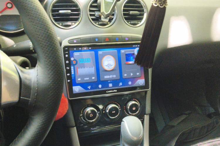 Used Peugeot 408 2013 1.6L Automatic Comfort Edition Audio And AC Panel