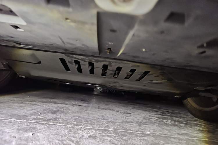 Used Peugeot 408 2013 2.0L Automatic Comfort Edition Chassis Front