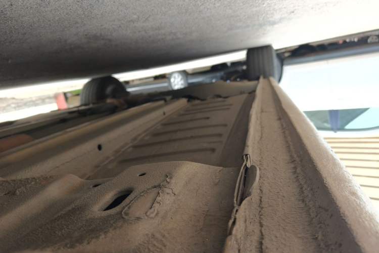 Used Peugeot 408 2013 1.6L Manual Comfort Edition Chassis Front Right