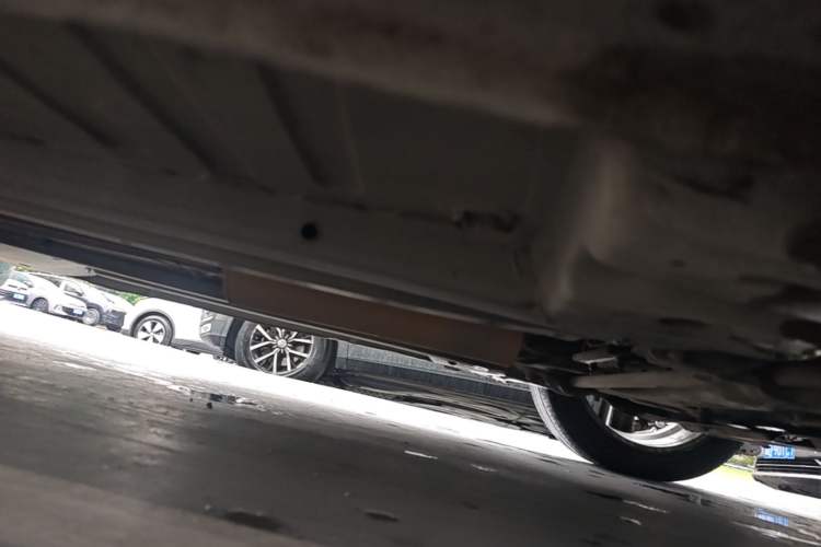 Used Peugeot 408 2013 2.0L Automatic Comfort Edition Chassis Front Right